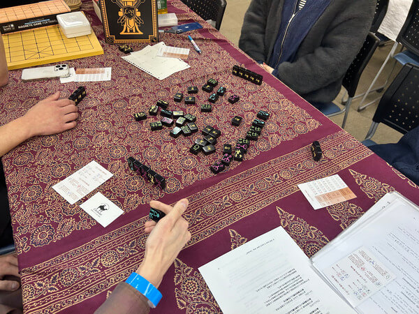 韓国の簡易麻雀「LOG」で遊んでいる様子